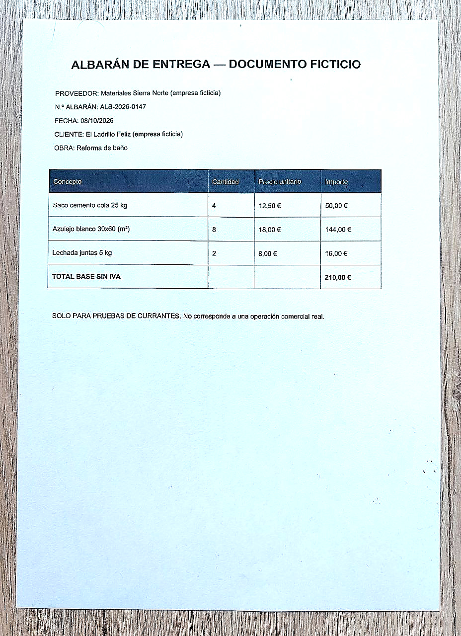 Fotografía real del albarán ficticio ALB-2026-0147, base sin IVA de 210 euros