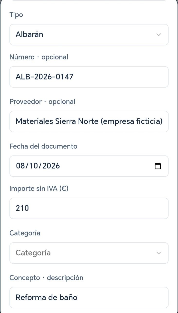 Formulario real de Currantes con el albarán ALB-2026-0147 leído y pendiente de revisión, selección de categoría y confirmación